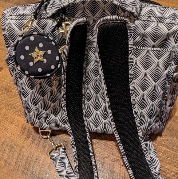 Ju-Ju-Be Diaper Bag and pacifier holder - Picture 6 of 6